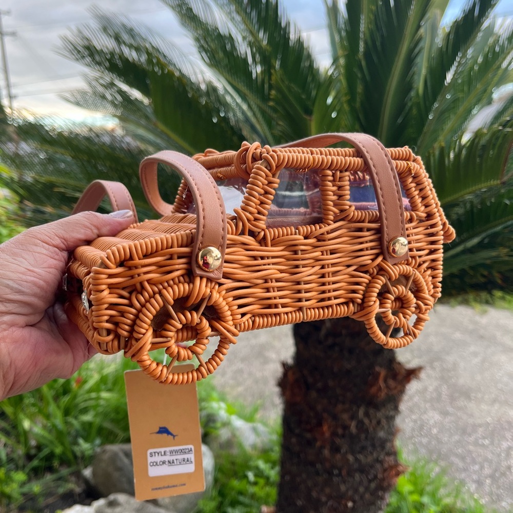 Tommy Bahama Woven Plastic Wicker Jeep Purse